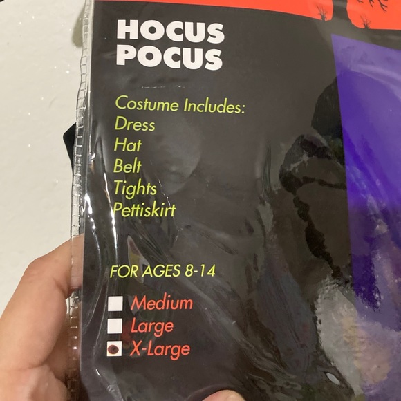 witch 🧙 costume - Picture 3 of 4